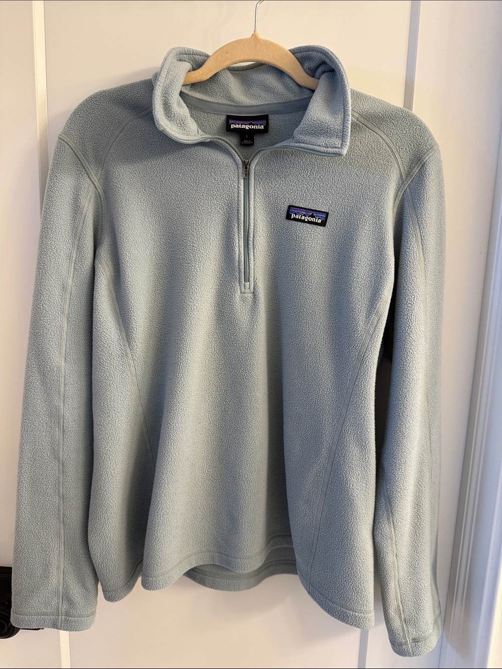 Patagonia Women’s Light Blue Half-Zip Fleece Pullover